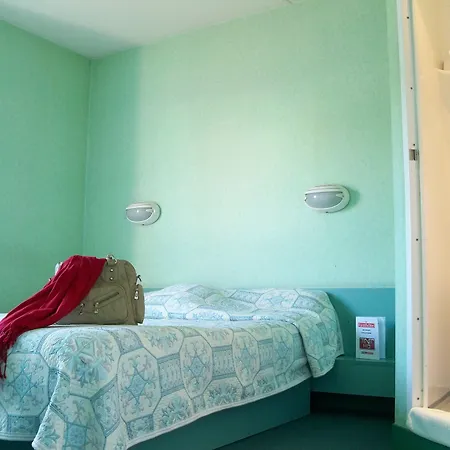 Fasthotel Lille Aeroport