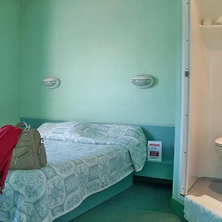 Fasthotel Lille Aeroport Hotel