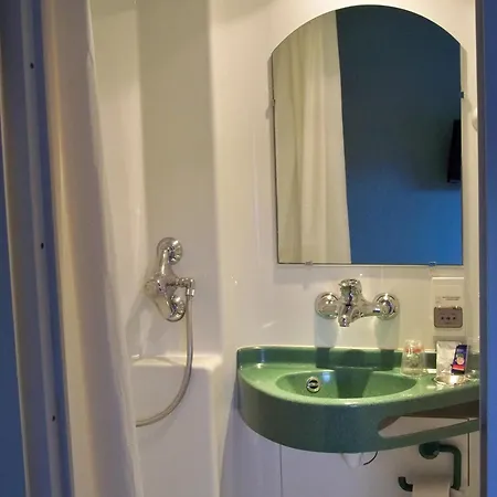 Fasthotel Lille Aeroport LIL